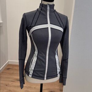 lululemon athletica Charcoal and Cream Ski Jacket